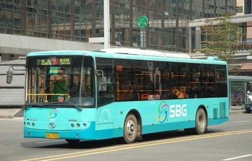深圳首创“电子标识卡”实现公交红灯少等8秒